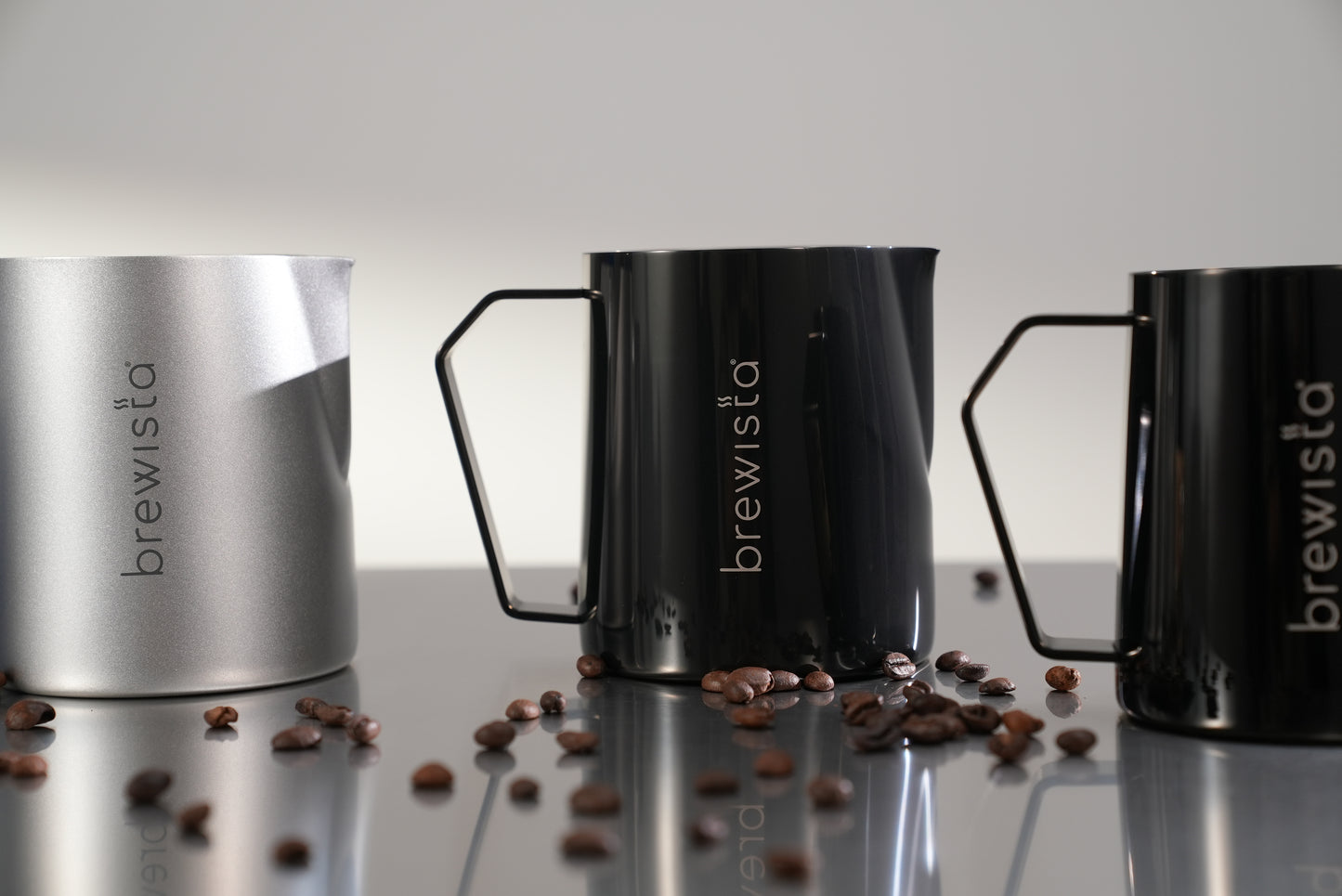 Brewista Milk Frothing Pitcher with Ergonomic Swirl Spout
