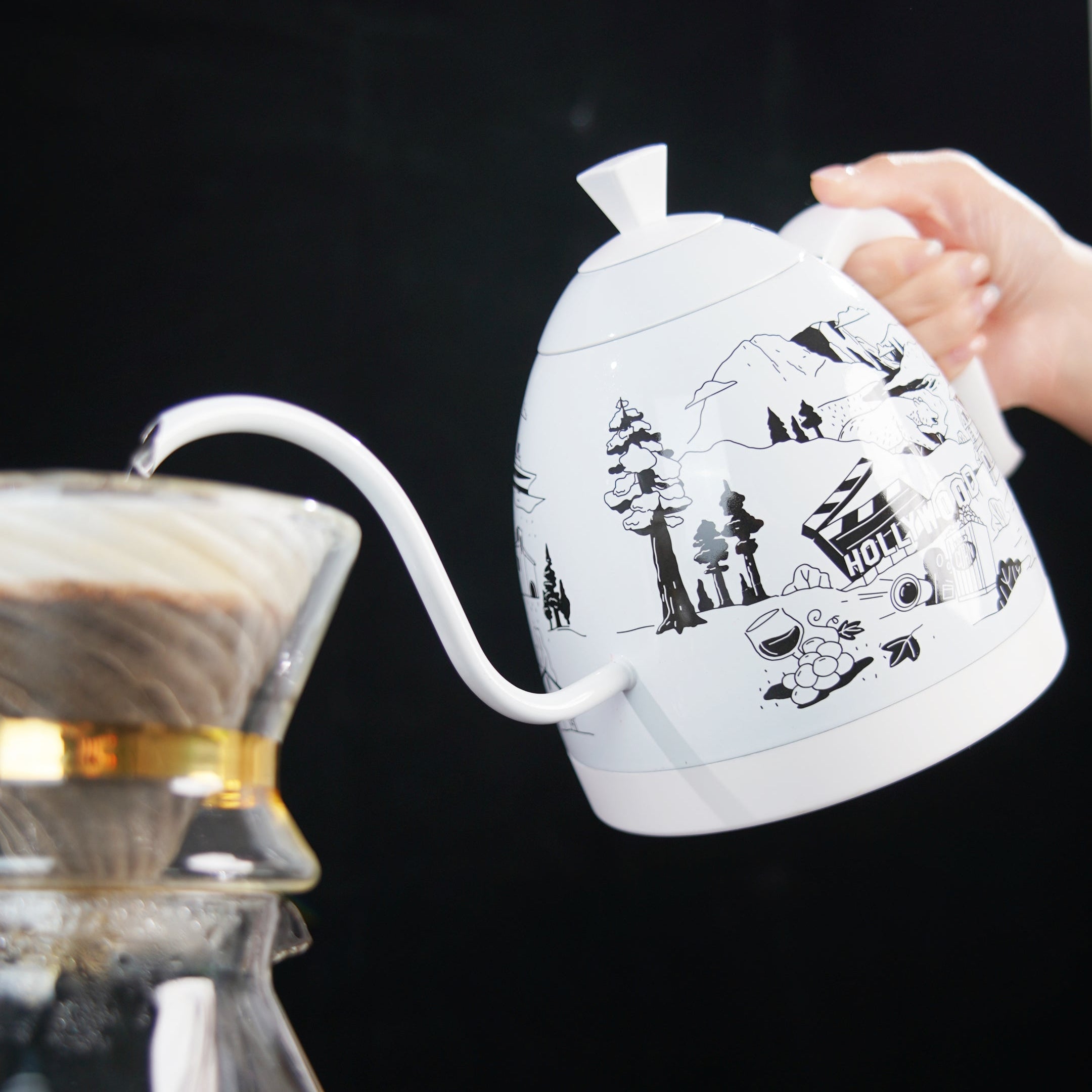 Limited Edition San Diego Kettle | Brewista Artisan, .6L
