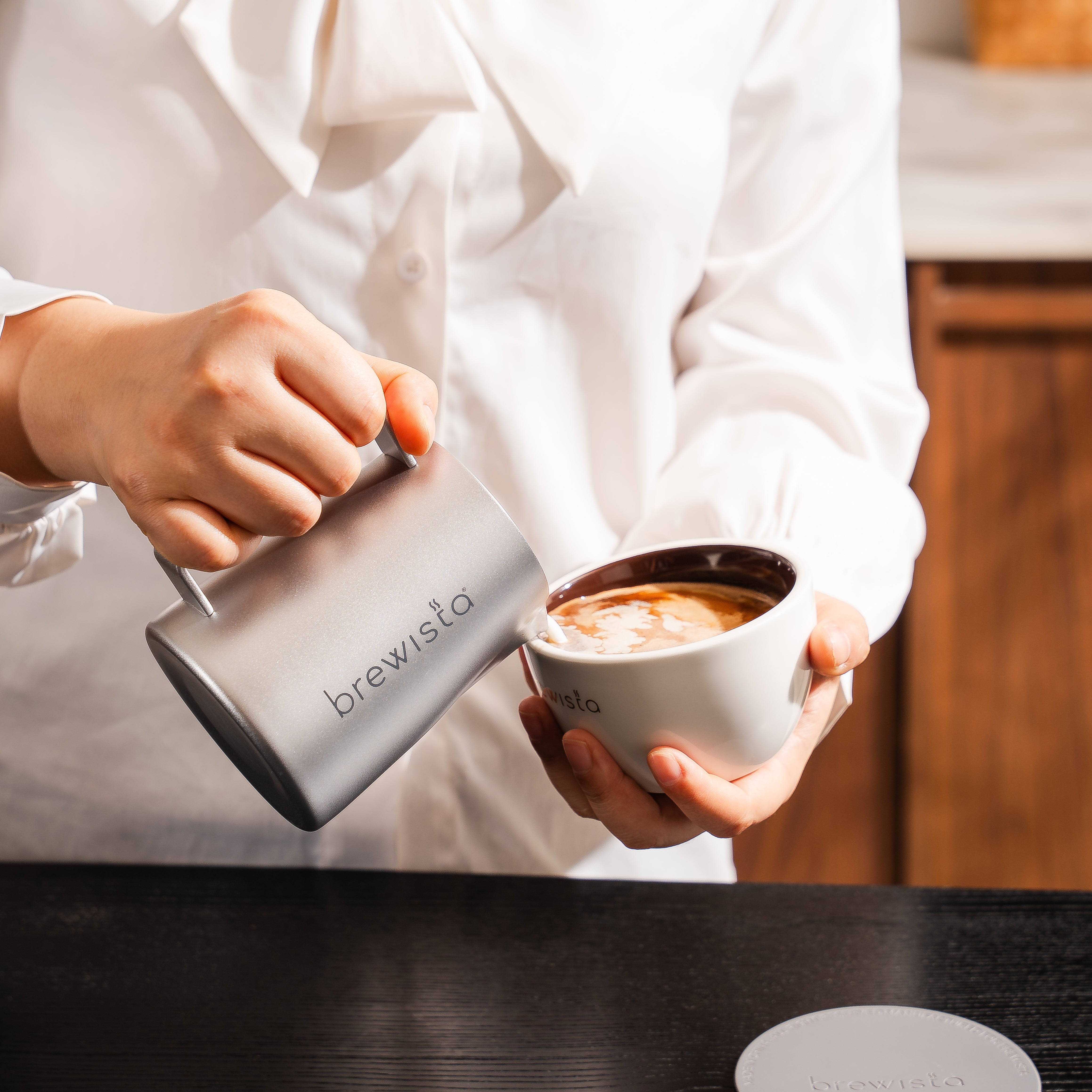 Brewista Milk Frothing Pitcher with Ergonomic Swirl Spout