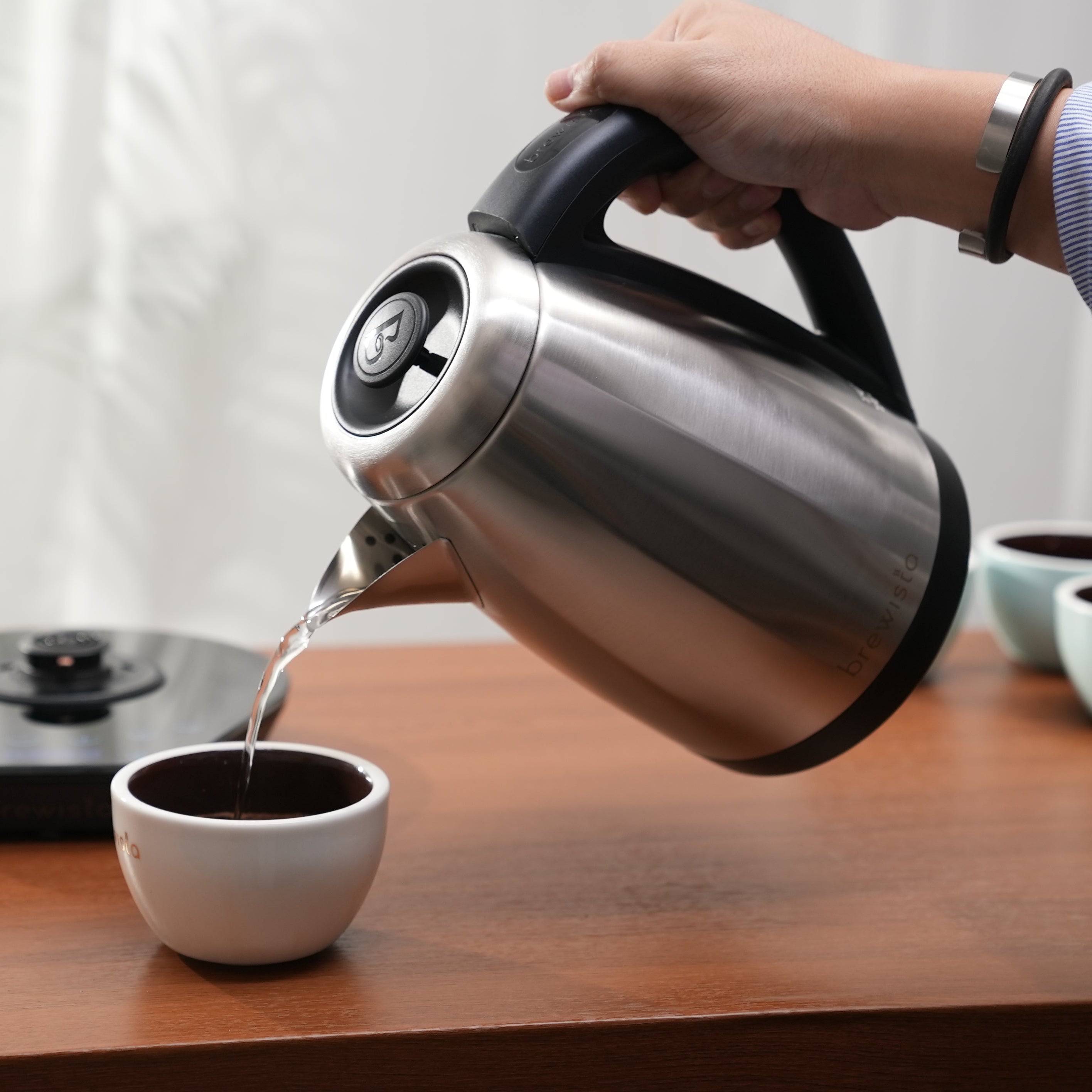 Brewista V-Spout Cupping Kettle - Thumbnail 4