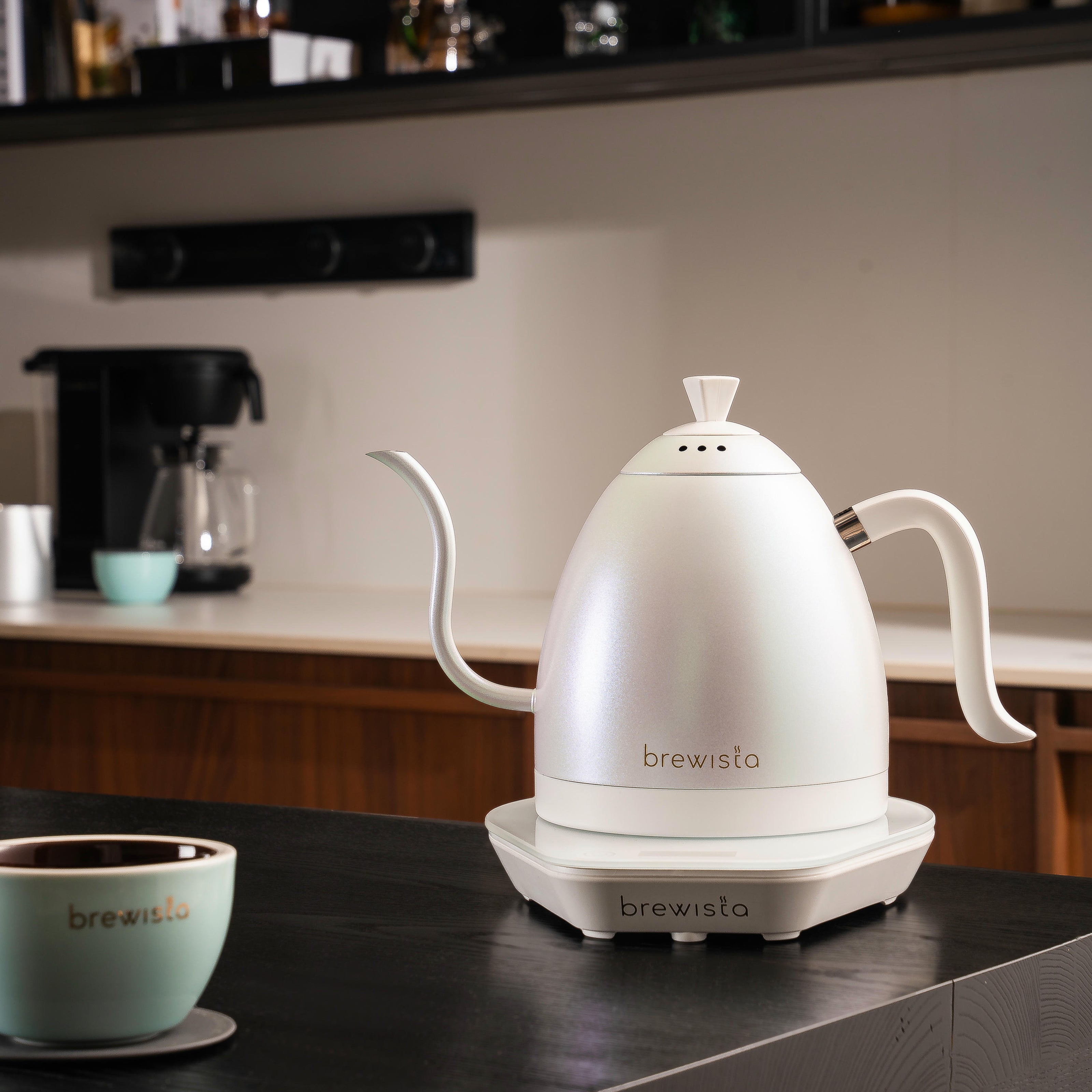Brewista Artisan Gooseneck 1 L Kettle w/ Variable Temperature